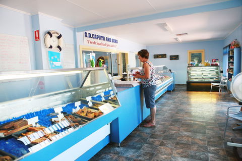 S.D. Caputo And Sons - Accommodation Batemans Bay 2