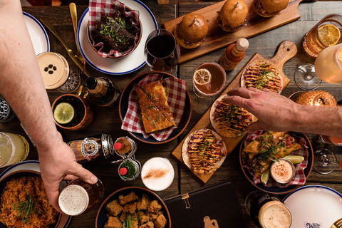White Oaks Saloon Bar And Dining - Accommodation Batemans Bay 0