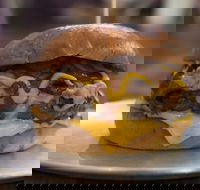 Burgerlove - Endeavour Hills - Accommodation Batemans Bay