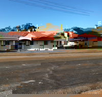 Historical Maidens Hotel - Accommodation Batemans Bay