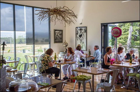 The Barrel Room Restaurant - Accommodation Batemans Bay 0