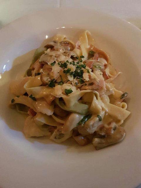 La Costa Cafe Restaurant - Accommodation Batemans Bay 0