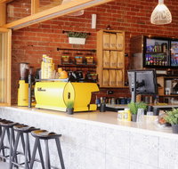 Le Roi Cafe - Accommodation Batemans Bay