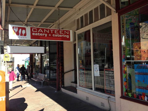 Canteen - Accommodation Batemans Bay 0