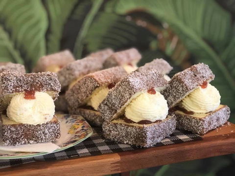 Flavours Patisserie Cafe  - Parkdale - Accommodation Batemans Bay 0