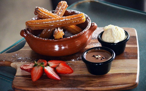 Sir Braxton Chocolate Bar - Accommodation Batemans Bay 0