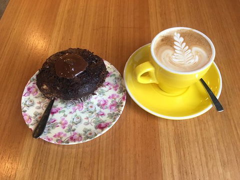 Foxtrot Cafe - Accommodation Batemans Bay 0