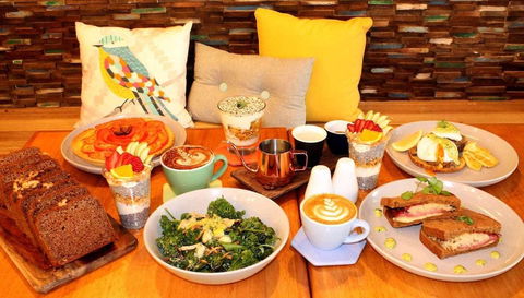 Two Black Birds Cafe - Accommodation Batemans Bay 0