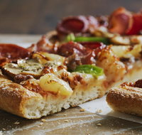 Domino's - St Kilda - Accommodation Batemans Bay