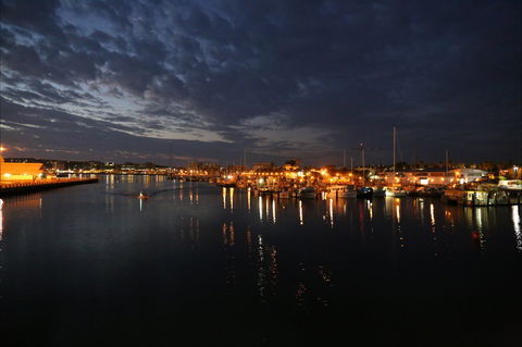 Hooked Restaurant And Grill - Accommodation Batemans Bay 2