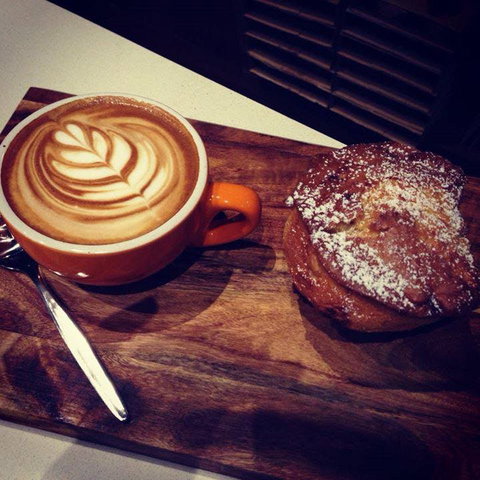 In A Rush - Docklands - Accommodation Batemans Bay 0