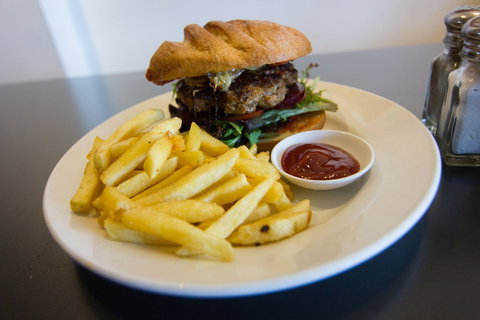 Lucy's Espresso Bar - Accommodation Batemans Bay 0