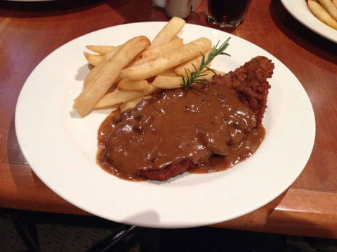 Crown Inn - Accommodation Batemans Bay 0