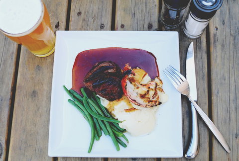 Caledonian Inn ROBE - Accommodation Batemans Bay 1