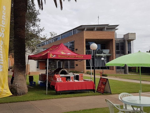 Roam'in Pizza - Accommodation Batemans Bay 0