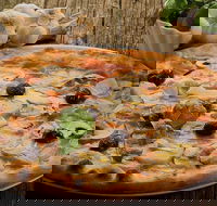 Alex's Pizza - Accommodation Batemans Bay