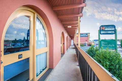 Federal Hotel - Mount Gambier - Accommodation Batemans Bay 0