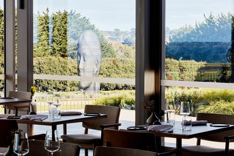 Laura - Accommodation Batemans Bay 0