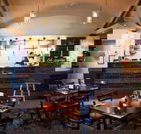 Petrie Hotel - Accommodation Batemans Bay