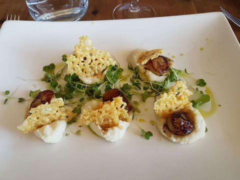 Amanda's On The Edge Restaurant - Accommodation Batemans Bay 0
