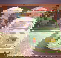 Single Fin Canteen and Goods - Accommodation Batemans Bay