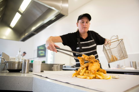 The Fresh Fish Place Fish Market & Café - Accommodation Batemans Bay 1