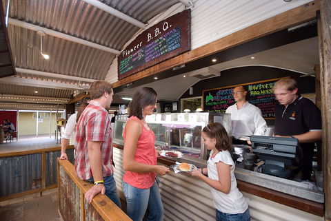 Pioneer BBQ And Bar - Accommodation Batemans Bay 1