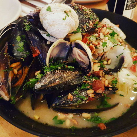 Tallwood - Accommodation Batemans Bay 0