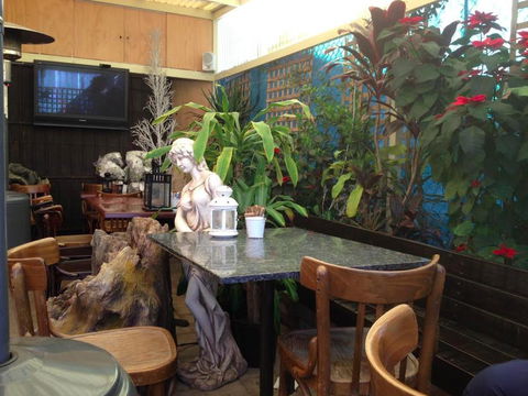 Flower Cafe Mattaniah - Accommodation Batemans Bay 0