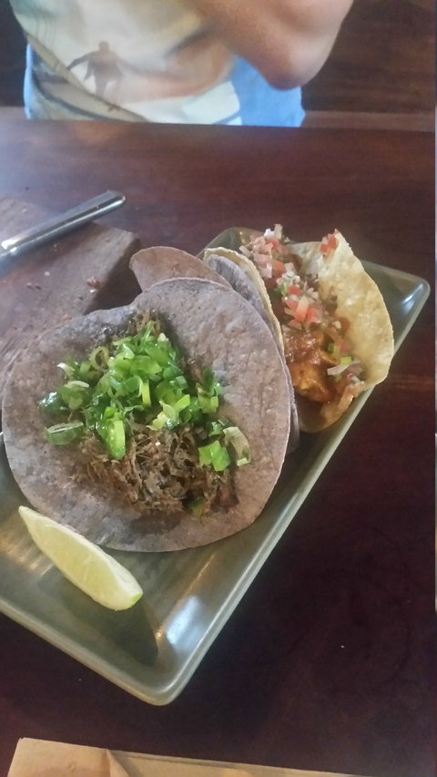 Bloodhound Corner Bar & Kitchen - Accommodation Batemans Bay 2