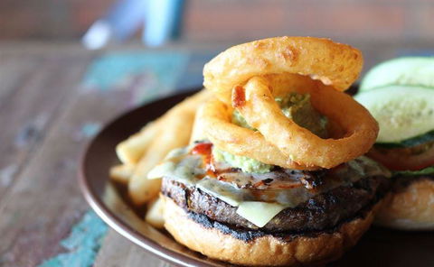 Cactus Jack's Bar & Grill - Accommodation Batemans Bay 7