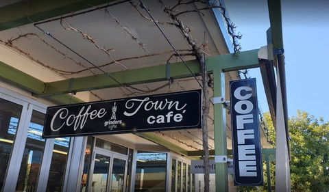 Coffee Town Cafe - Accommodation Batemans Bay 0