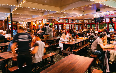 Settlers Tavern - Accommodation Batemans Bay 1