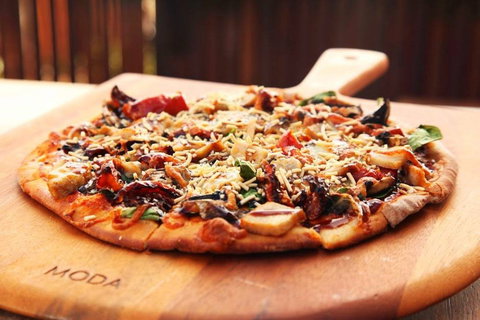 Parkwood International Bar And Bistro - Accommodation Batemans Bay 0