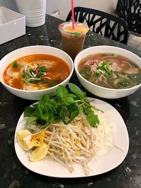 Phuong Trinh Vietnamese & Chinese - Accommodation Batemans Bay 0