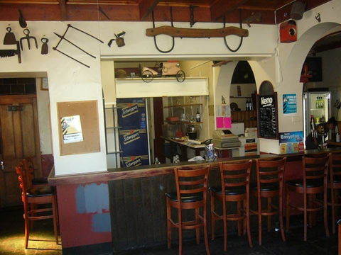 Clarendon Arms - Accommodation Batemans Bay 0