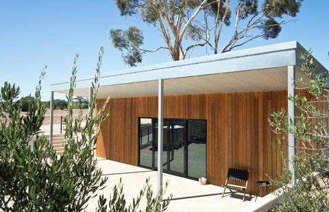 Izway Wines - Accommodation Batemans Bay 1