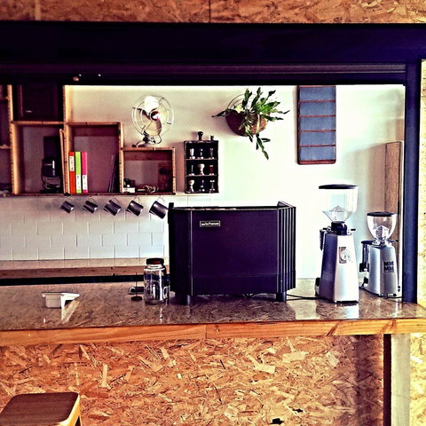 Beacy Flake - Accommodation Batemans Bay 0