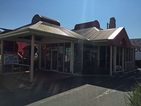 Darcy's Licensed Restaurant - Accommodation Batemans Bay 0