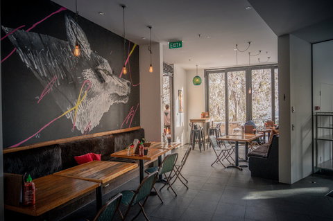 Huski Kitchen - Accommodation Batemans Bay 2