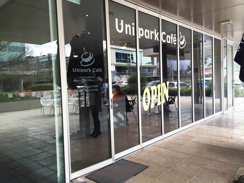 Unipark Cafe - Accommodation Batemans Bay 0