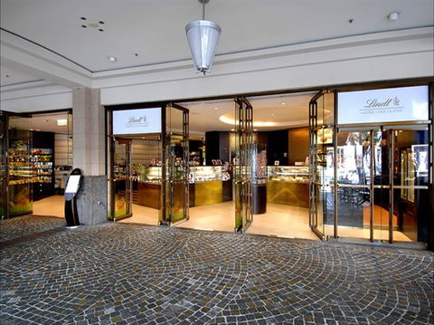 Lindt Chocolate Café Cockle Bay - Accommodation Batemans Bay 0