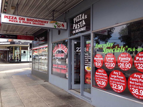 Pizza & Pasta On Broadway - Accommodation Batemans Bay 0