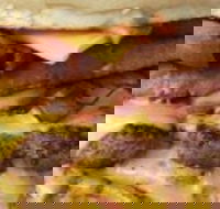 BC Burgers - Accommodation Batemans Bay