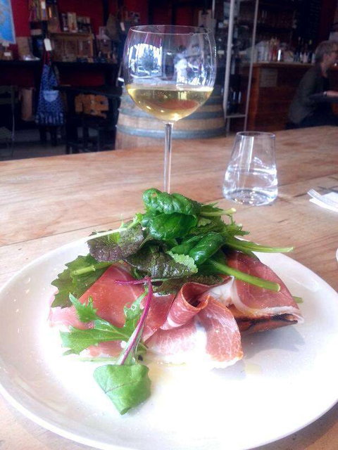 Casa Carboni - Accommodation Batemans Bay 0