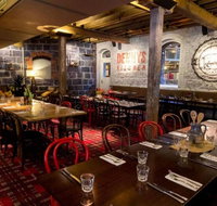 Dennys Kitchen - Accommodation Batemans Bay