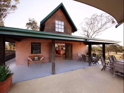 Petersons Wines On Broke Road - Accommodation Batemans Bay 0