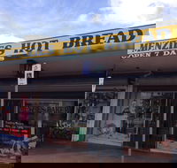 Menzies Hot Bread - Accommodation Batemans Bay