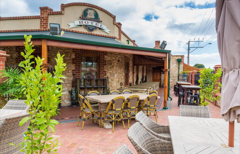 Normanville Hotel - Accommodation Batemans Bay 0