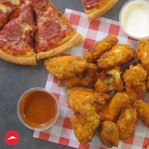 Pizza Hut Belmont Village - Accommodation Batemans Bay 0